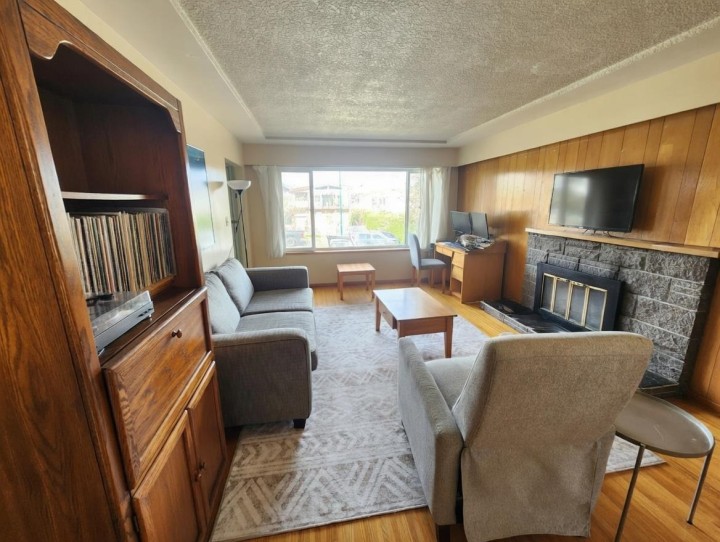 Photo 7 at 3312 Queens Avenue, Collingwood VE, Vancouver East