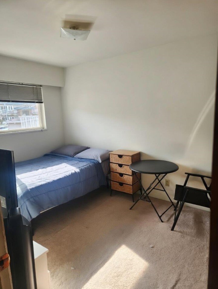 Photo 11 at 3312 Queens Avenue, Collingwood VE, Vancouver East