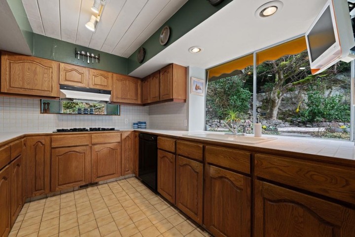 Photo 14 at 6035 Eagleridge Drive, Eagleridge, West Vancouver