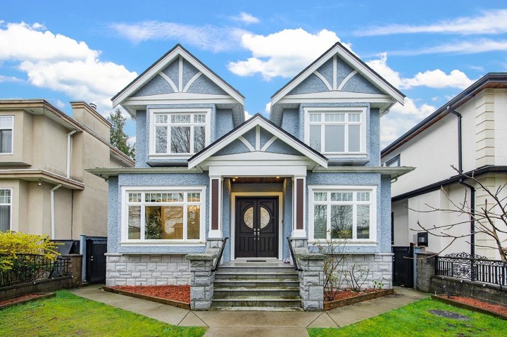 Photo 1 at 6830 Vivian Street, Killarney VE, Vancouver East