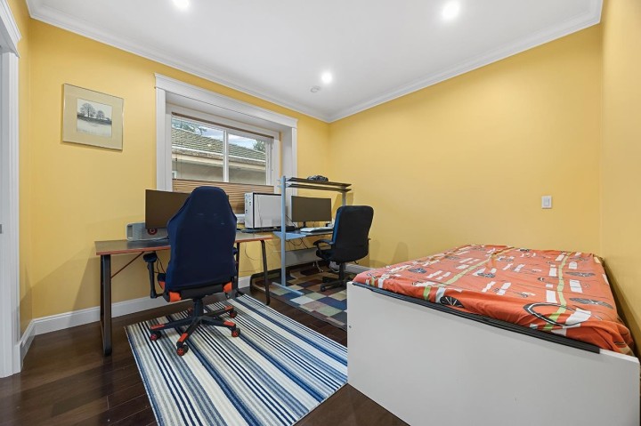 Photo 18 at 6830 Vivian Street, Killarney VE, Vancouver East