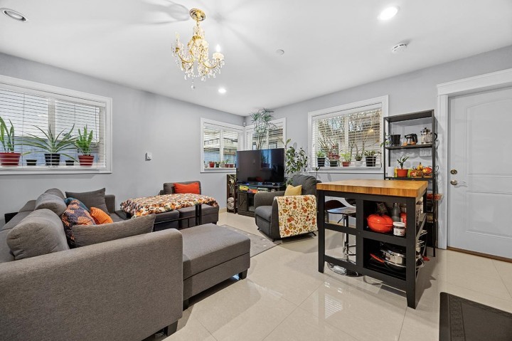 Photo 29 at 6830 Vivian Street, Killarney VE, Vancouver East