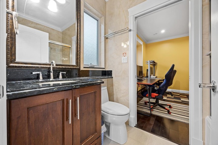 Photo 21 at 6830 Vivian Street, Killarney VE, Vancouver East