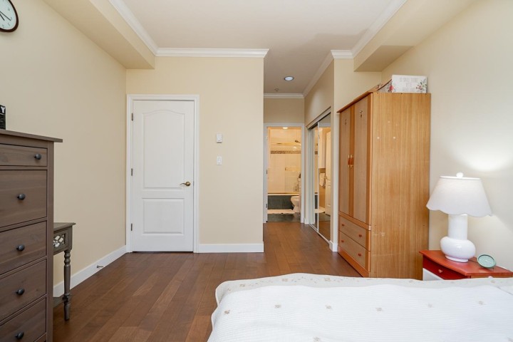Photo 22 at 204 - 1765 Marine Drive, Ambleside, West Vancouver