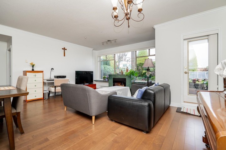 Photo 14 at 204 - 1765 Marine Drive, Ambleside, West Vancouver