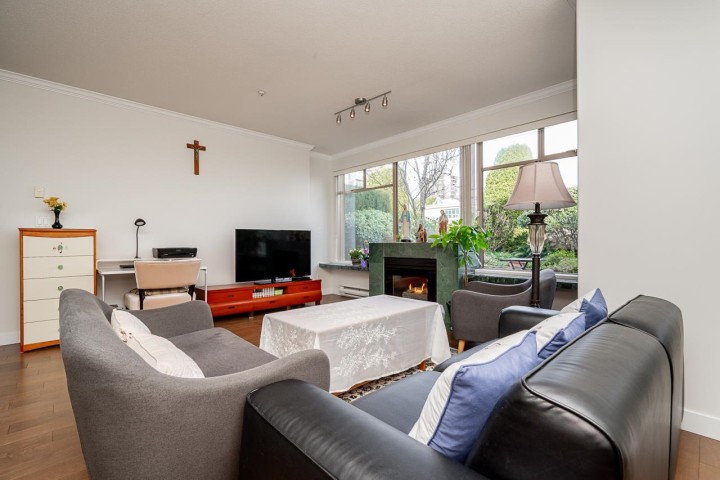 Photo 15 at 204 - 1765 Marine Drive, Ambleside, West Vancouver