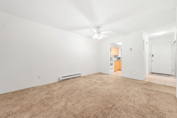 Photo 13 at 204 - 3136 Kingsway, Collingwood VE, Vancouver East