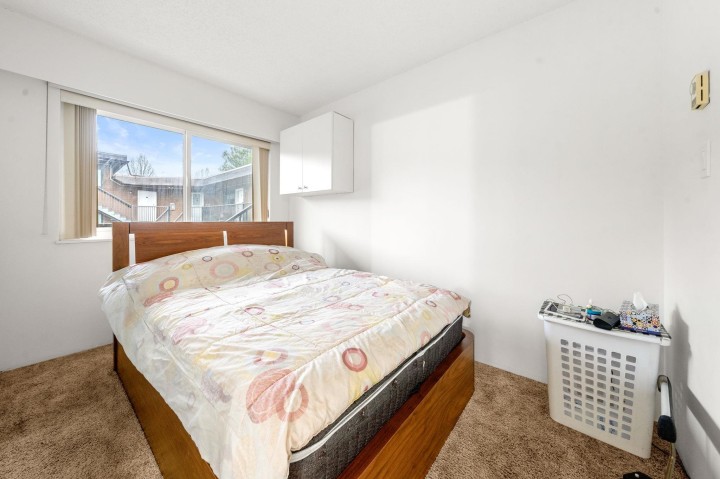 Photo 20 at 204 - 3136 Kingsway, Collingwood VE, Vancouver East