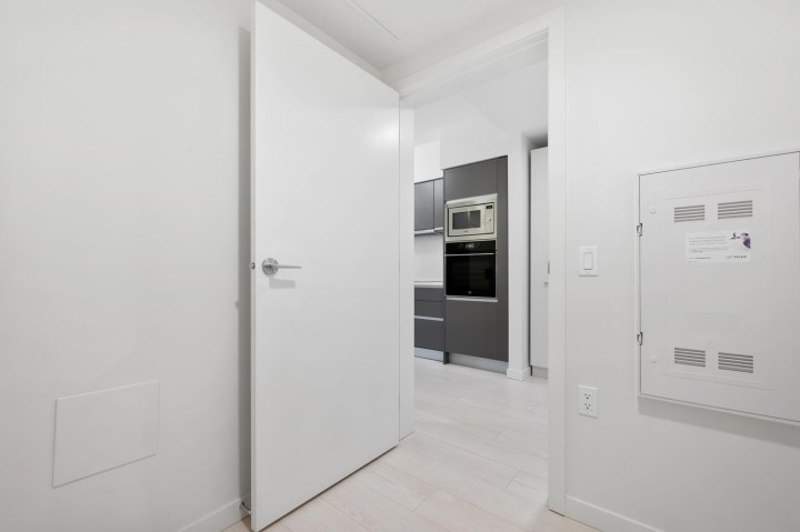 Photo 3 at 508 - 180 E 2nd Avenue, Mount Pleasant VE, Vancouver East
