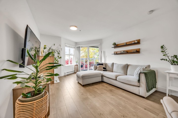 Photo 11 at 213 - 3038 E Kent Avenue South, South Marine, Vancouver East