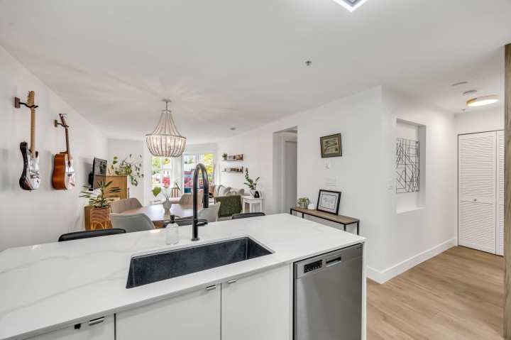 Photo 4 at 213 - 3038 E Kent Avenue South, South Marine, Vancouver East