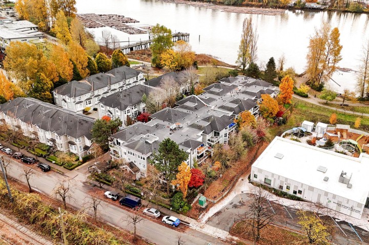 Photo 25 at 213 - 3038 E Kent Avenue South, South Marine, Vancouver East