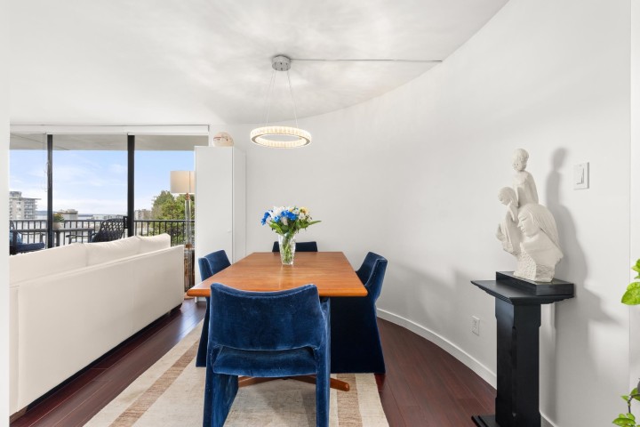 Photo 16 at 704 - 650 16th Street, Ambleside, West Vancouver