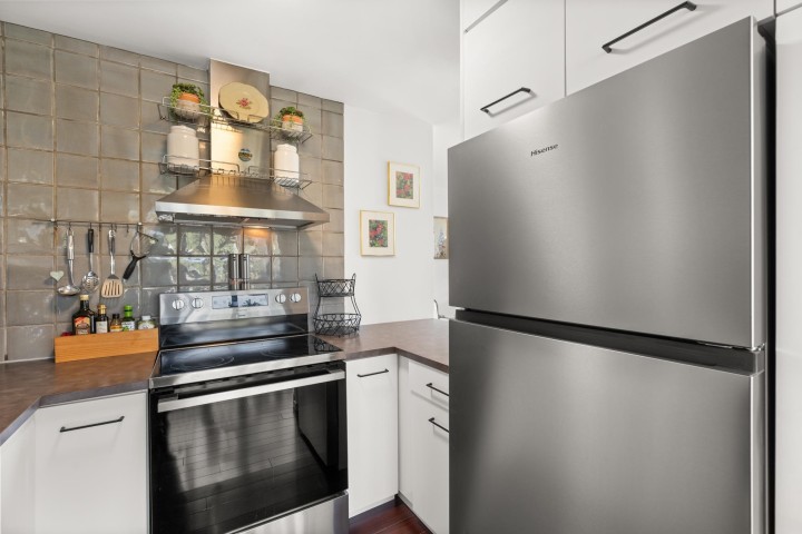 Photo 26 at 704 - 650 16th Street, Ambleside, West Vancouver