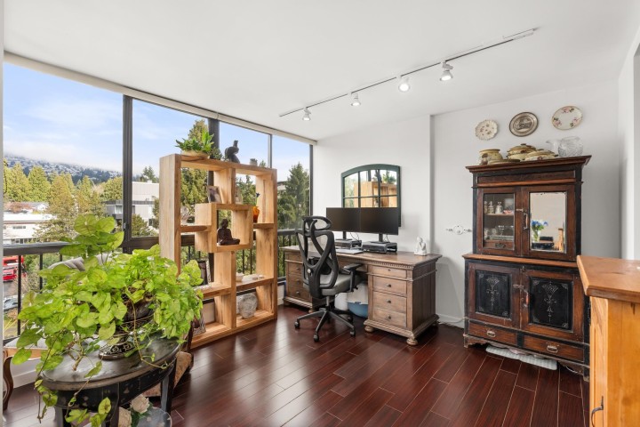 Photo 18 at 704 - 650 16th Street, Ambleside, West Vancouver