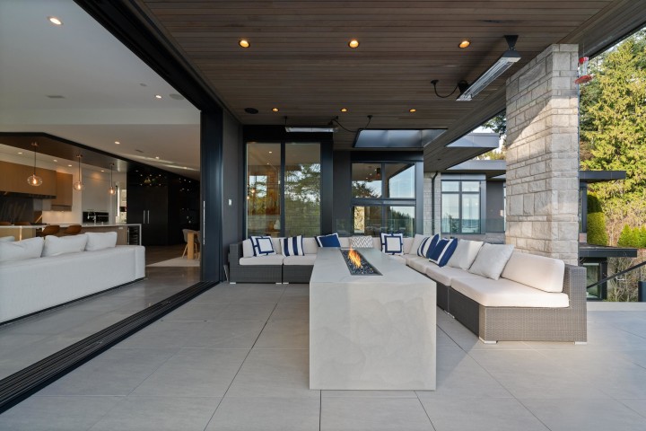 Photo 18 at 4799 Clovelly Walk, Caulfeild, West Vancouver