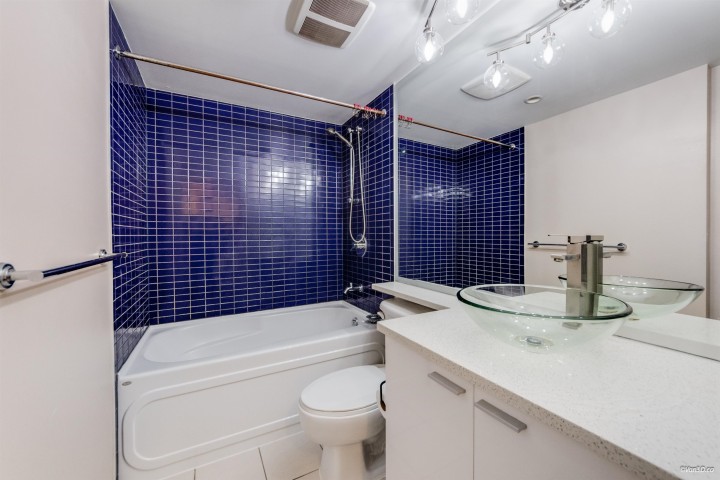 Photo 18 at 1209 - 131 Regiment Square, Downtown VW, Vancouver West