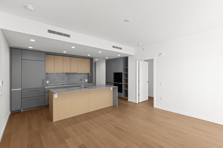 Photo 9 at 802 - 3963 Uplands Way, Cypress Park Estates, West Vancouver