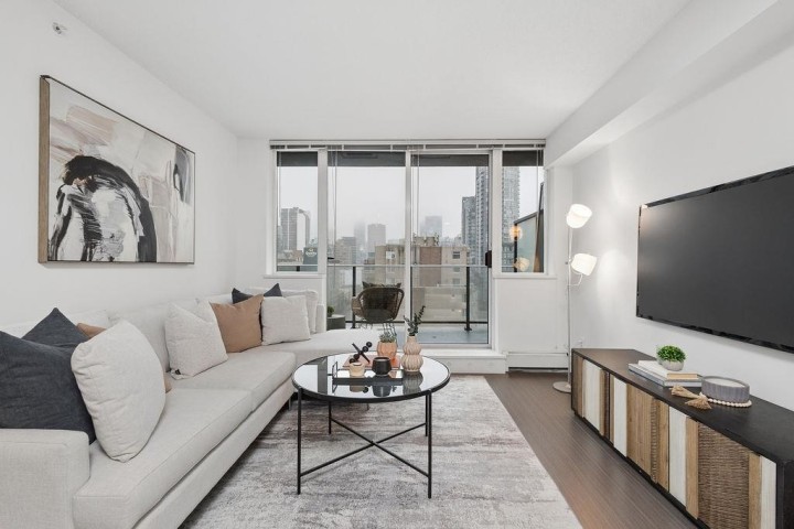 Photo 6 at 902 - 1325 Rolston Street, Downtown VW, Vancouver West