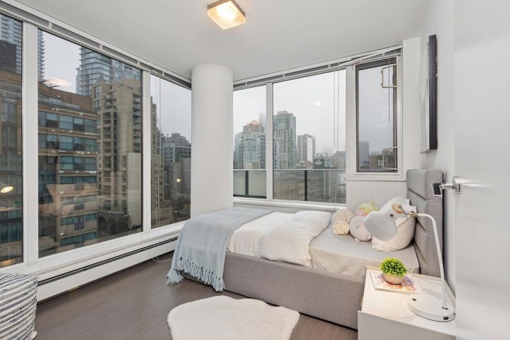 Photo 18 at 902 - 1325 Rolston Street, Downtown VW, Vancouver West