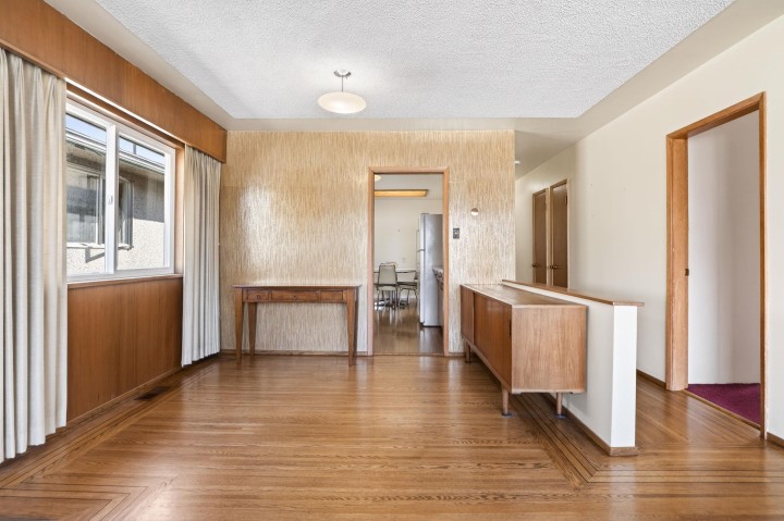 Photo 12 at 3180 E 3rd Avenue, Renfrew VE, Vancouver East