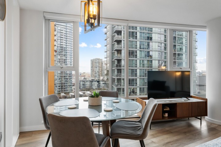 Photo 4 at 908 - 668 Citadel Parade, Downtown VW, Vancouver West