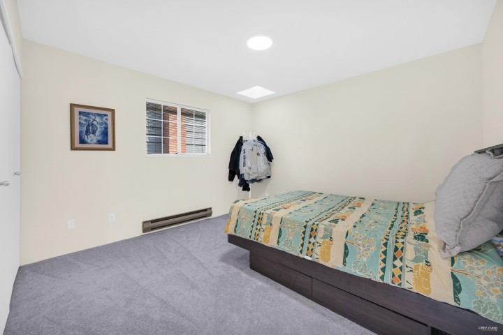 Photo 25 at 1006 Sinclair Street, Ambleside, West Vancouver