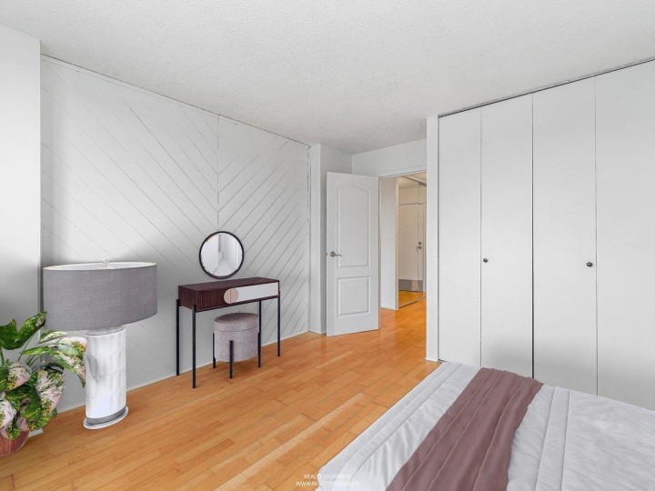 Photo 16 at 1605 - 145 St. Georges Avenue, Lower Lonsdale, North Vancouver