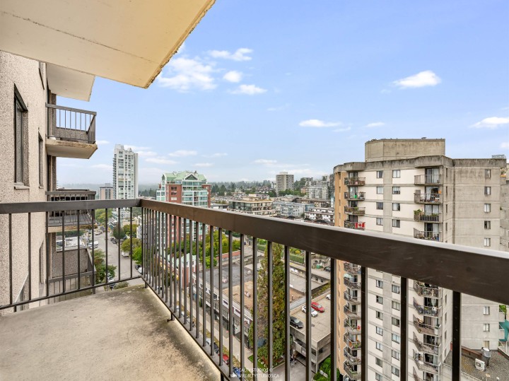 Photo 29 at 1605 - 145 St. Georges Avenue, Lower Lonsdale, North Vancouver