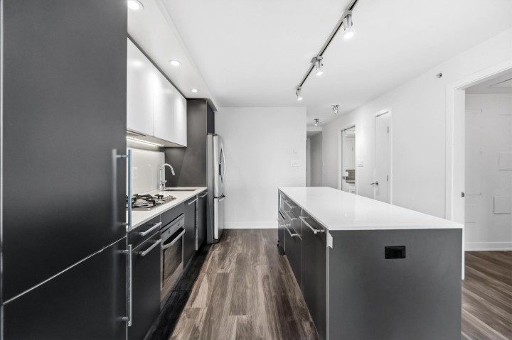 Photo 7 at 301 - 1762 Davie Street, West End VW, Vancouver West