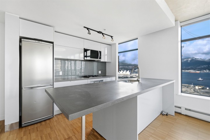 Photo 8 at 1701 - 108 W Cordova Street, Downtown VW, Vancouver West