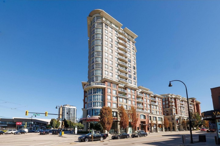 Photo 6 at 609 - 4028 Knight Street, Knight, Vancouver East
