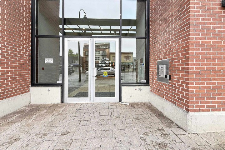 Photo 12 at 609 - 4028 Knight Street, Knight, Vancouver East