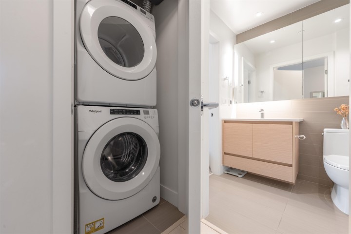 Photo 18 at 411 - 3538 Sawmill Crescent, South Marine, Vancouver East