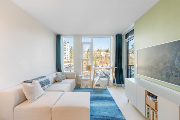 Photo 8 at 411 - 3538 Sawmill Crescent, South Marine, Vancouver East