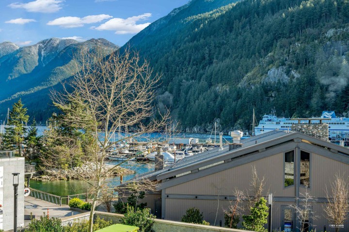 Photo 23 at 203 - 6697 Nelson Avenue, Horseshoe Bay WV, West Vancouver