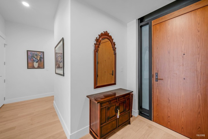 Photo 15 at 203 - 6697 Nelson Avenue, Horseshoe Bay WV, West Vancouver