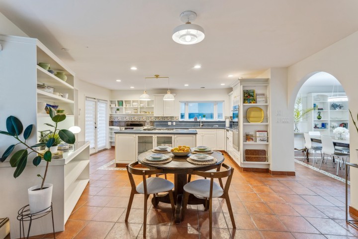 Photo 5 at 7362 Laburnum Street, S.W. Marine, Vancouver West