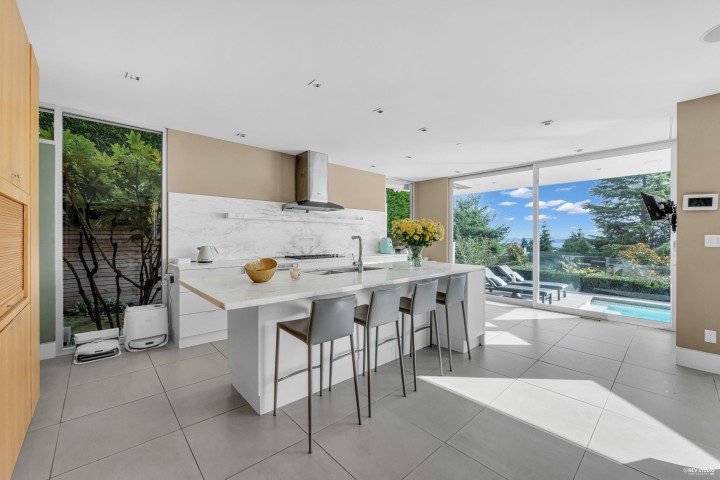 Photo 26 at 4313 Rockridge Road, West Vancouver