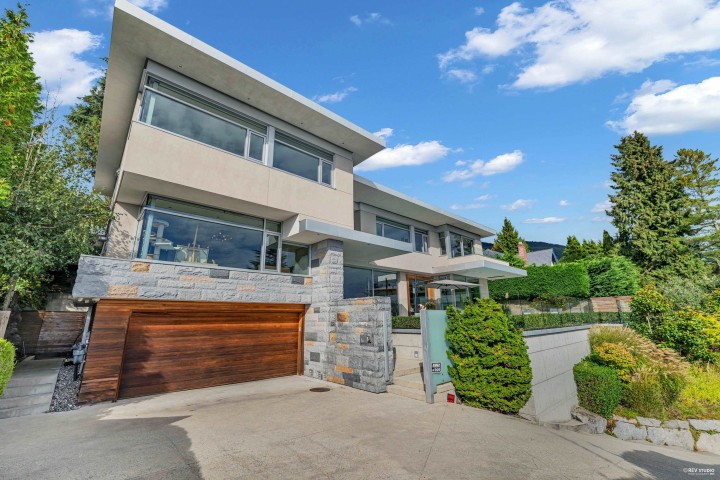 Photo 36 at 4313 Rockridge Road, West Vancouver
