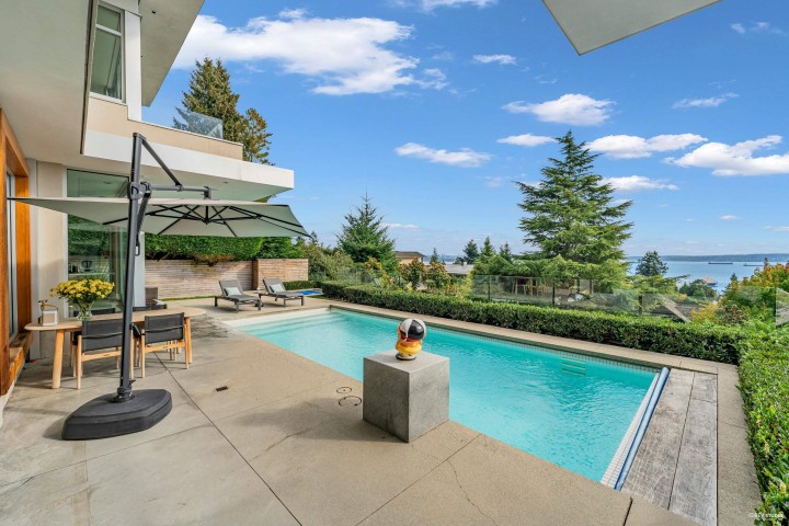 Photo 5 at 4313 Rockridge Road, West Vancouver