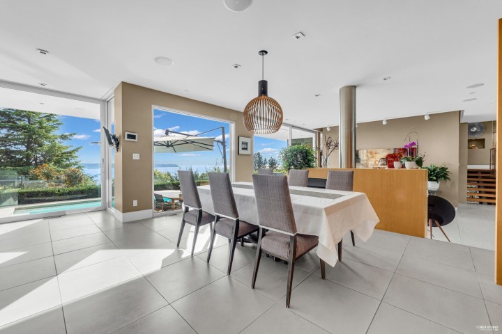 Photo 10 at 4313 Rockridge Road, West Vancouver