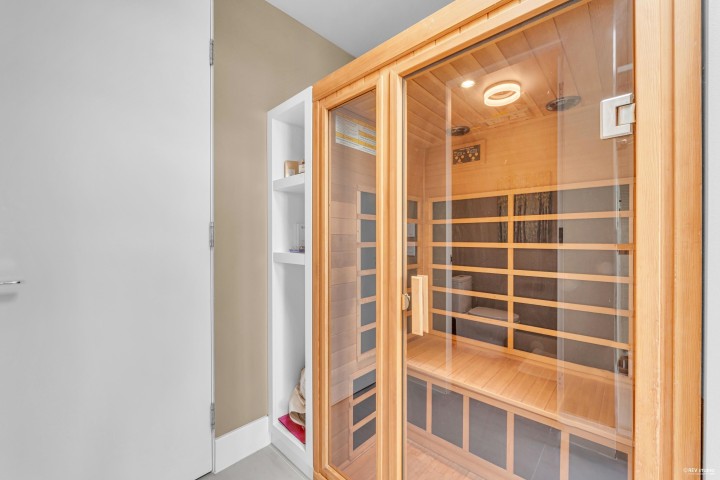 Photo 11 at 4313 Rockridge Road, West Vancouver