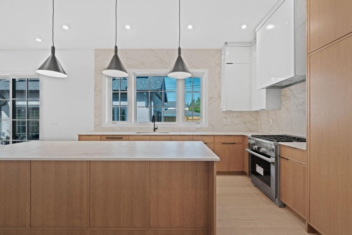 Photo 5 at 6853 Cypress Street, Kerrisdale, Vancouver West
