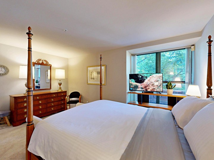 Photo 18 at 301 - 1888 Alberni Street, West End VW, Vancouver West