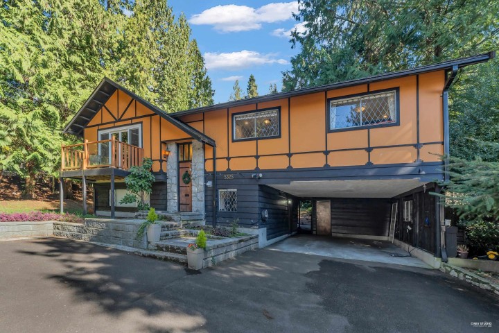 Photo 2 at 5325 Marine Drive, Caulfeild, West Vancouver