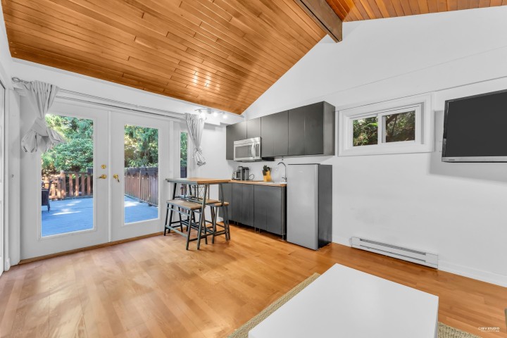 Photo 24 at 5325 Marine Drive, Caulfeild, West Vancouver