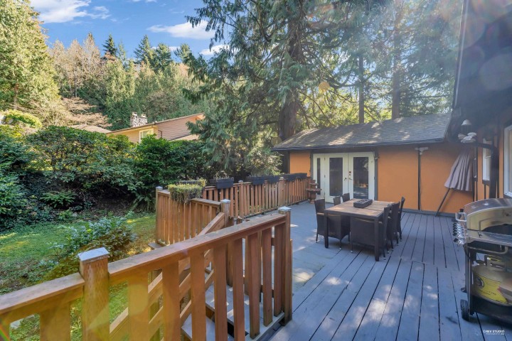 Photo 18 at 5325 Marine Drive, Caulfeild, West Vancouver