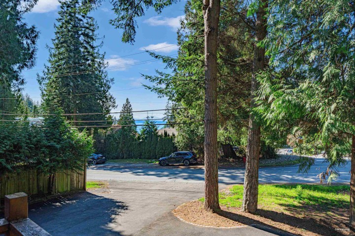 Photo 15 at 5325 Marine Drive, Caulfeild, West Vancouver