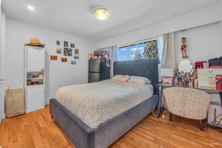 Photo 21 at 5325 Marine Drive, Caulfeild, West Vancouver